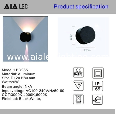 Luces de pared impermeables ajustables para exteriores de estilo doméstico moderno y sencillo lámpara de pared exterior foco de luz de balcón lámparas de pared proveedor